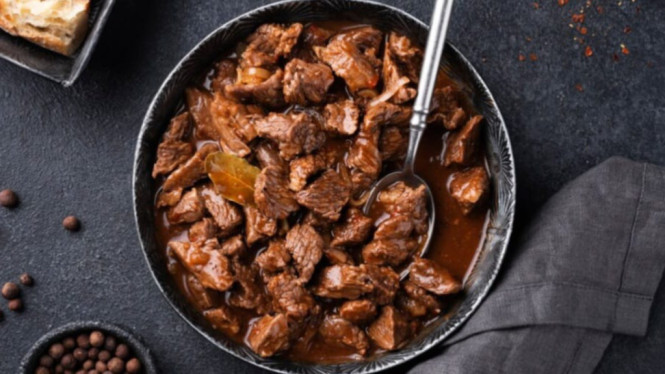 Rawon lezat ala chef Nicky Tirta