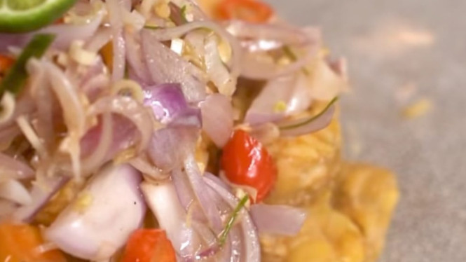 Tempe goreng sambal matah lezat ala chef ade koerniawan