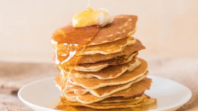 Sarapan simpel tapi spesial, pancake fresh from the pan