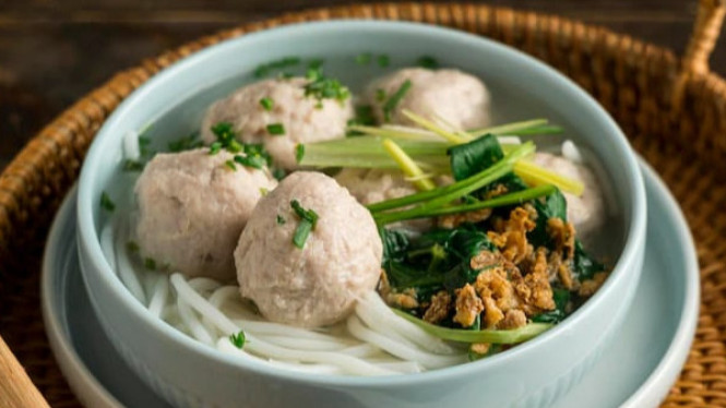 Bakso sapi hangat, kenyal, dan gurih teman setia di segala suasana