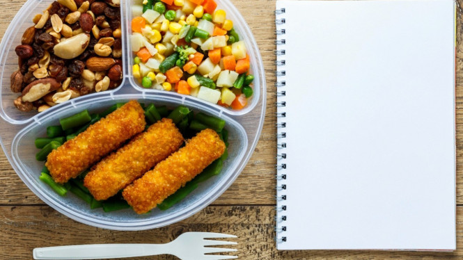Ide menu nasi kotak kroket kepiting yang lezat