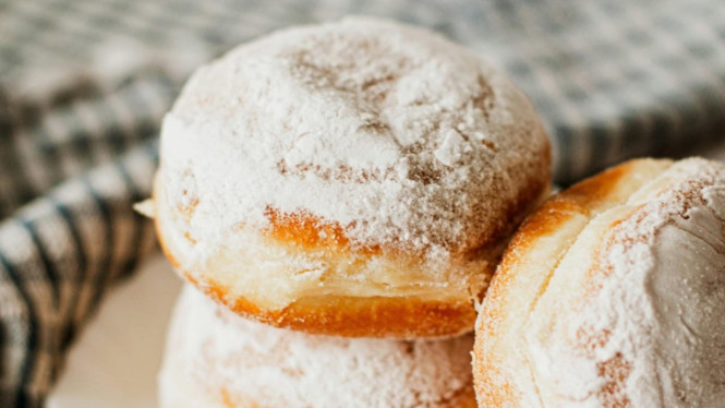 Camilan donat tape yang sangat lezat