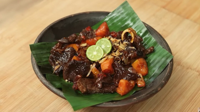 Resep Kambing Bakar Kecap Premium ala Devina Hermawan