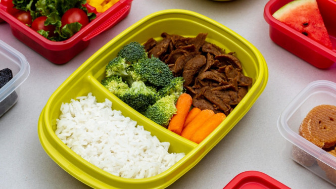 Ide menu nasi kotak daging kambing yang lezat