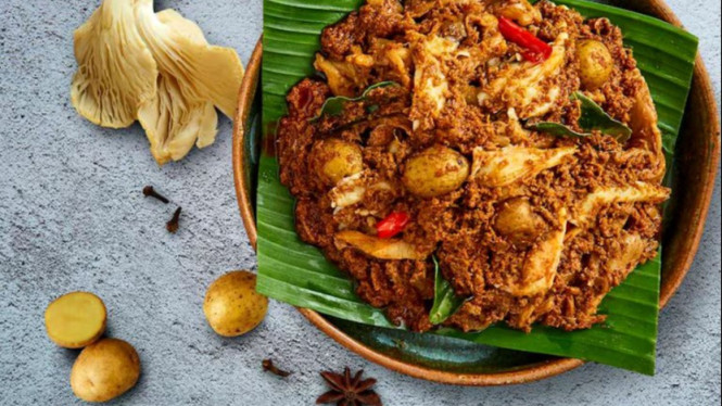 Kentang empuk, jamur gurih, rasa mewah