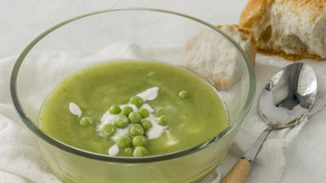 Semangkuk bubur kacang hijau hangat, manis gurihnya pas
