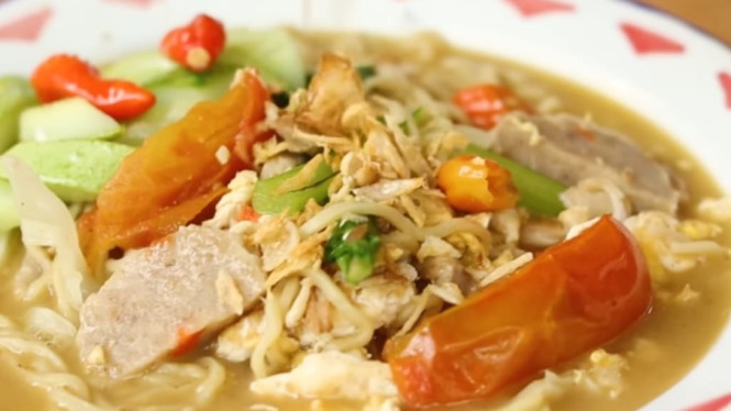Mie Godog Hangat gurih dan nikmat tiap suapan