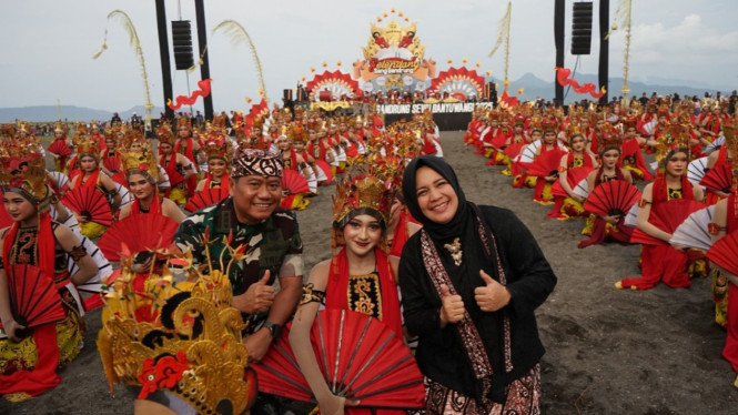 Danrem 083 Hadiri Festival Gandrung Sewu 2025