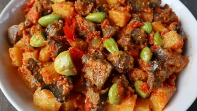 sambal goreng ati kentang