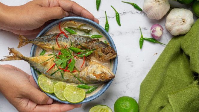 Lezatnya tumis ikan banyar pedas