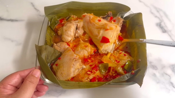 Jangan Digoreng! Ini Resep Ayam Dikukus Bumbu