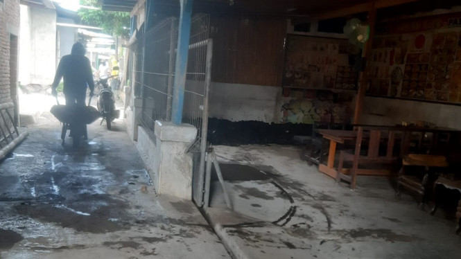 Sedimen sungai DI Bajulmati ditaruh di warung kopi