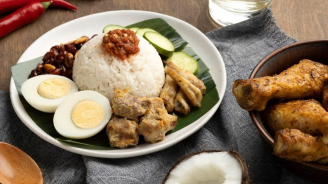 Lezatnya hidangan nasi uduk