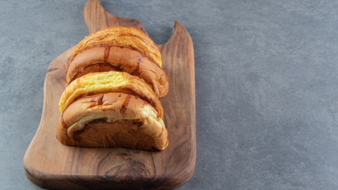 Resep Simple Roti Bantal Dengan Dua Bahan, Cocok Untuk Anak Kos!