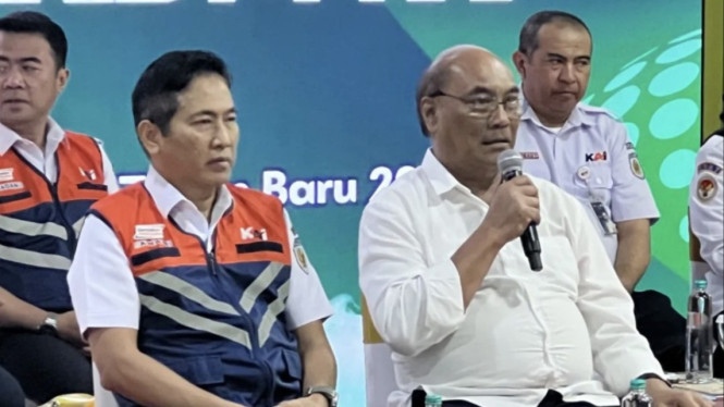 Ketua KNKT dan Direktur KAI lepas kereta inspeksi Nataru di Gambir