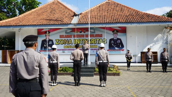 Pelaksanaan Upcara PTDH