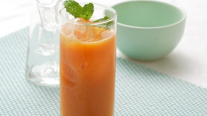 Jus wortel jeruk solusi praktis pelepas dahaga
