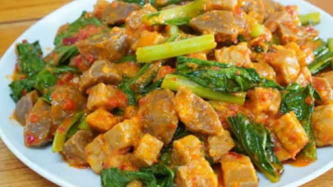 Tumis bakso foto dari Tri Pujis
