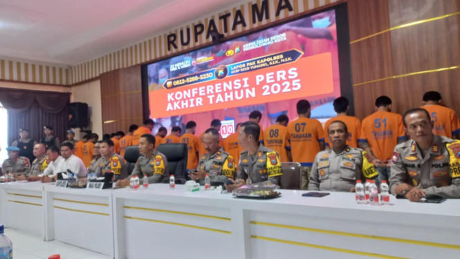 Konferensi pers akhir tahun polres