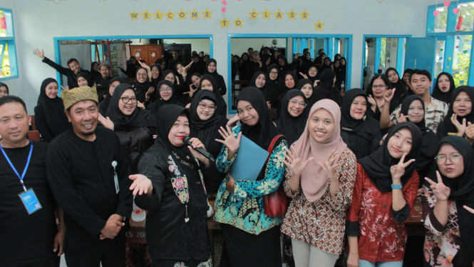 134 Guru di Kecamatan Giri Ikuti AI Goes To School MAFINDO