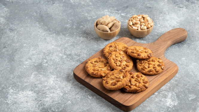 Manis, gurih, dan renyahnya peanut butter cookies