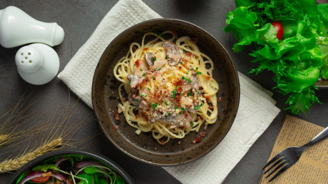 Garlic noodles yang gurih