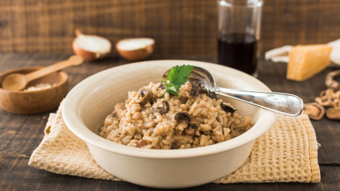 Risotto ayam jamur untuk dinner valentine