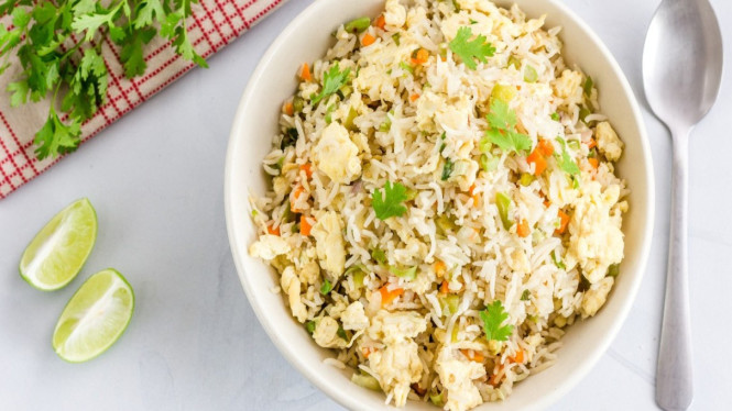 Nasi goreng buat menu sahur atau buka puasa