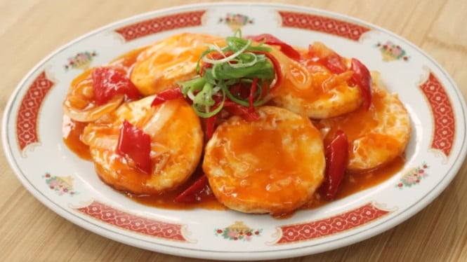 Telur asam manis siap santap saat sahur