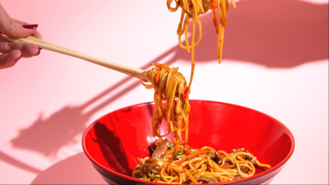 Dan Dan Noodles, pedas gurih dalam satu mangkuk!