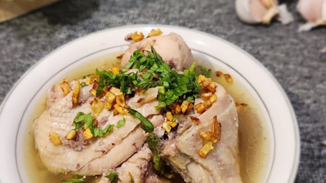 Ayam kukus jahe sambal bawang yang bikin nagih
