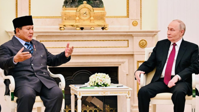 Presiden RI Prabowo Subianto dan Presiden Rusia Vladimir Putin.