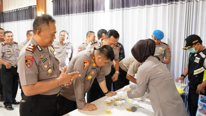 Puluhan Pejabat Utama Polres Situbondo Mendadak Dites Urine pada Kamis, 11 Juni 2026