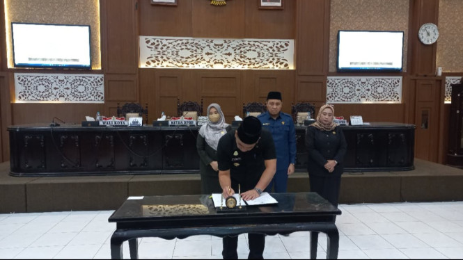 Wali Kota tandatangani Pertanggungjawaban APBD 2025