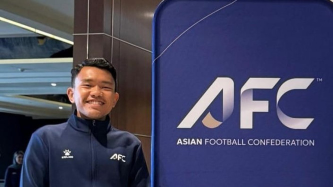 Naufal Adya Fairuski, wasit asal Bogor, Jawa Barat, resmi menyandang status sebagai AFC Elite Referee