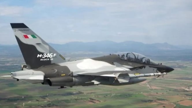 Pesawat tempur M-346 F Block 20 buatan perusahaan alutsista Leonardo