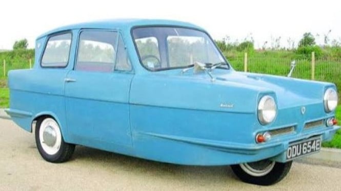 Mobil Tiga Roda, Sensasi Motor dengan Gaya Mobil