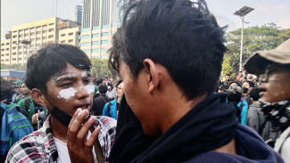 Hati-hati! Efek Samping Gas Air Mata yang Bisa Merusak Penglihatan dan Menyebabkan Kematian
