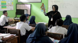 Sekolah di Bogor Diliburkan Total Hingga 2 September, Siswa Pembelajaran Jarak Jauh