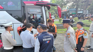 Ngeri! Puluhan Bus Pariwisata di Bogor Ketahuan Tak Laik Jalan, Penumpang Terpaksa Diturunkan