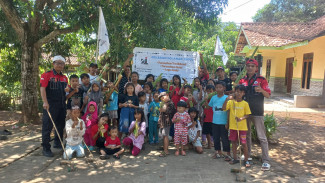 Ormas Oi Besutan Iwan Fals Adakan Gelaran Mainan Jadul di Batang