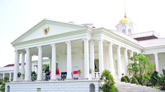 Menapaki Gerbang Waktu di Istana Kepresidenan Bogor