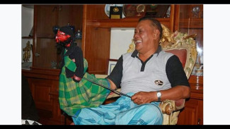 Asep Sunandar Sunarya, Maestro Wayang Golek yang Mendunia