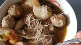 Ketika Bakso Ketemu Ketupat, Kenalan Sama Bapatong Khas Bogor