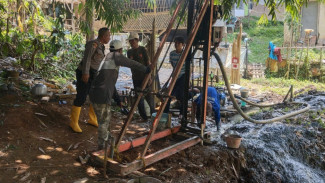 Aksi Nyata, Kapolres Bogor Beri Bantuan Sumur Artesis Dan Instalasi Air Atasi Krisis Air Bersih Warga Desa Tapos