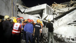 Musala Ponpes Al Khoziny di Sidoarjo Ambruk, Ratusan Santri Diduga Jadi Korban