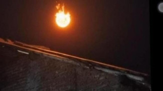 Fenomena Bola Api di Langit Cirebon: Meteor Besar Dikonfirmasi Jatuh ke Laut Jawa