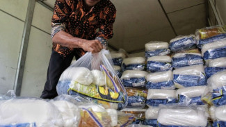 Cair Bulan Oktober! KPM Kembali Dapat Bantuan Beras dan Minyak Goreng dari Pemerintah