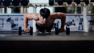 Hubungan Aktivitas Fisik Teratur dengan Konsumsi Suplemen Omega 3 Menurut Studi