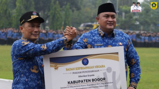 Melalui Komando Rudy Susmanto, Pemkab Bogor Raih Penghargaan dari BKN RI